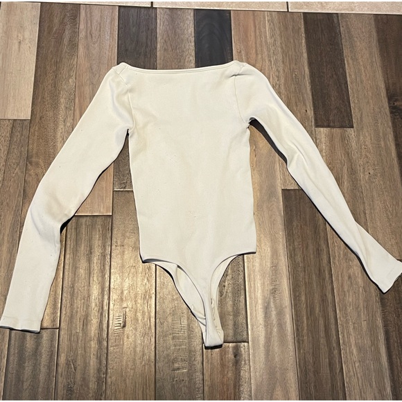 ARITZIA bodysuit - Picture 3 of 4